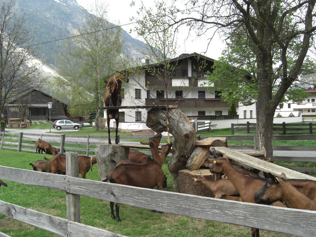 Bauernhof Kuen Längenfeld Exterior foto